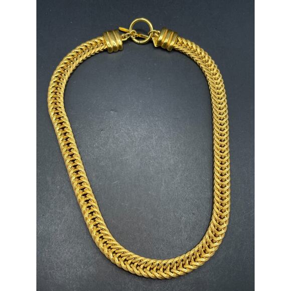 Vintage Anne Klein Solid Gold Tone Flat Chain Link Statement Necklace 17" - Picture 1 of 9